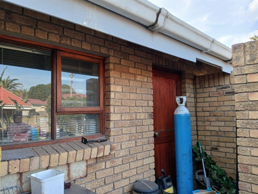 4 Bedroom Property for Sale in Hartenbos Central Western Cape
